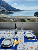 omis vesna beach apartment