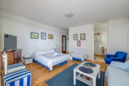 omis vesna beach apartment